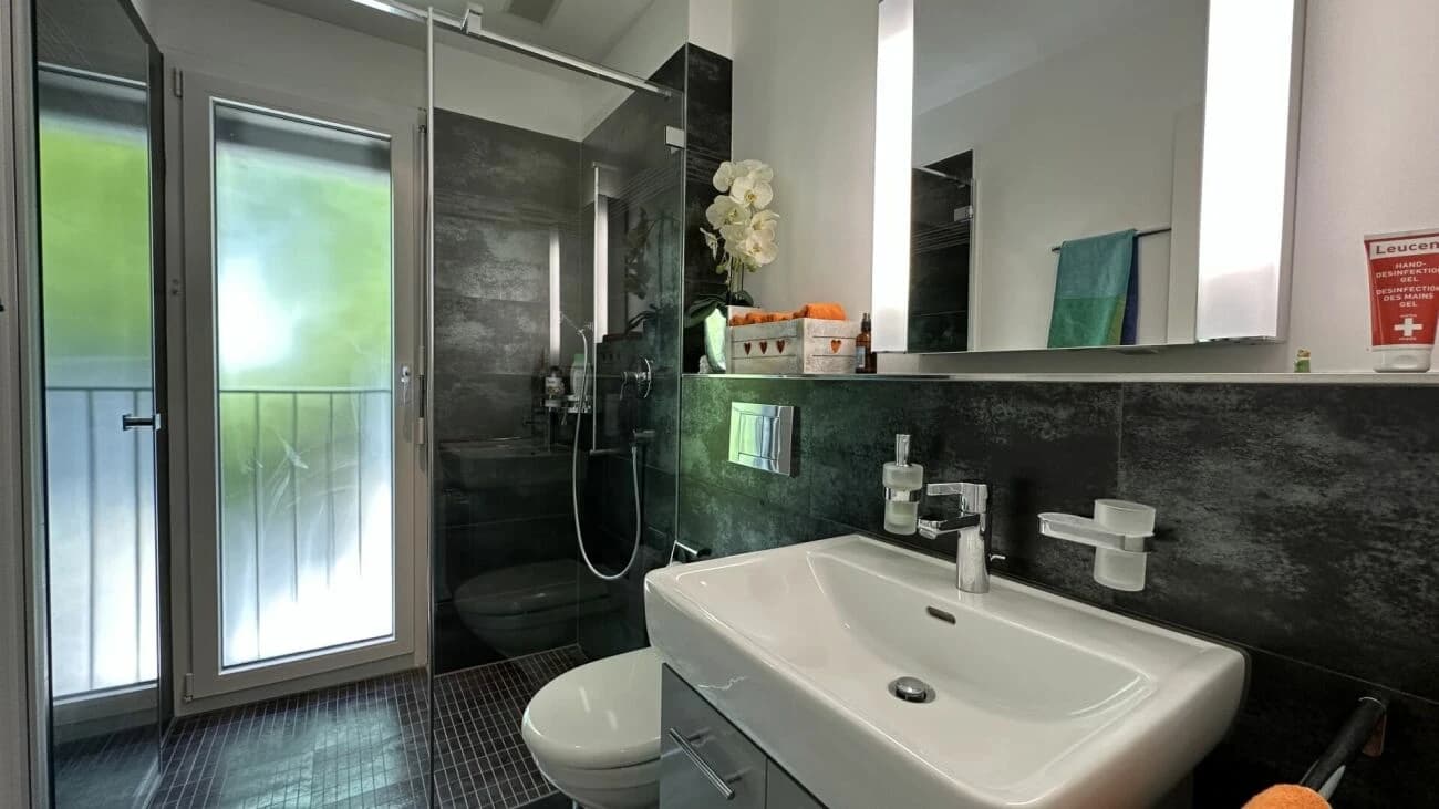 SONNENVERWÖHNT MIT WEITBLICK