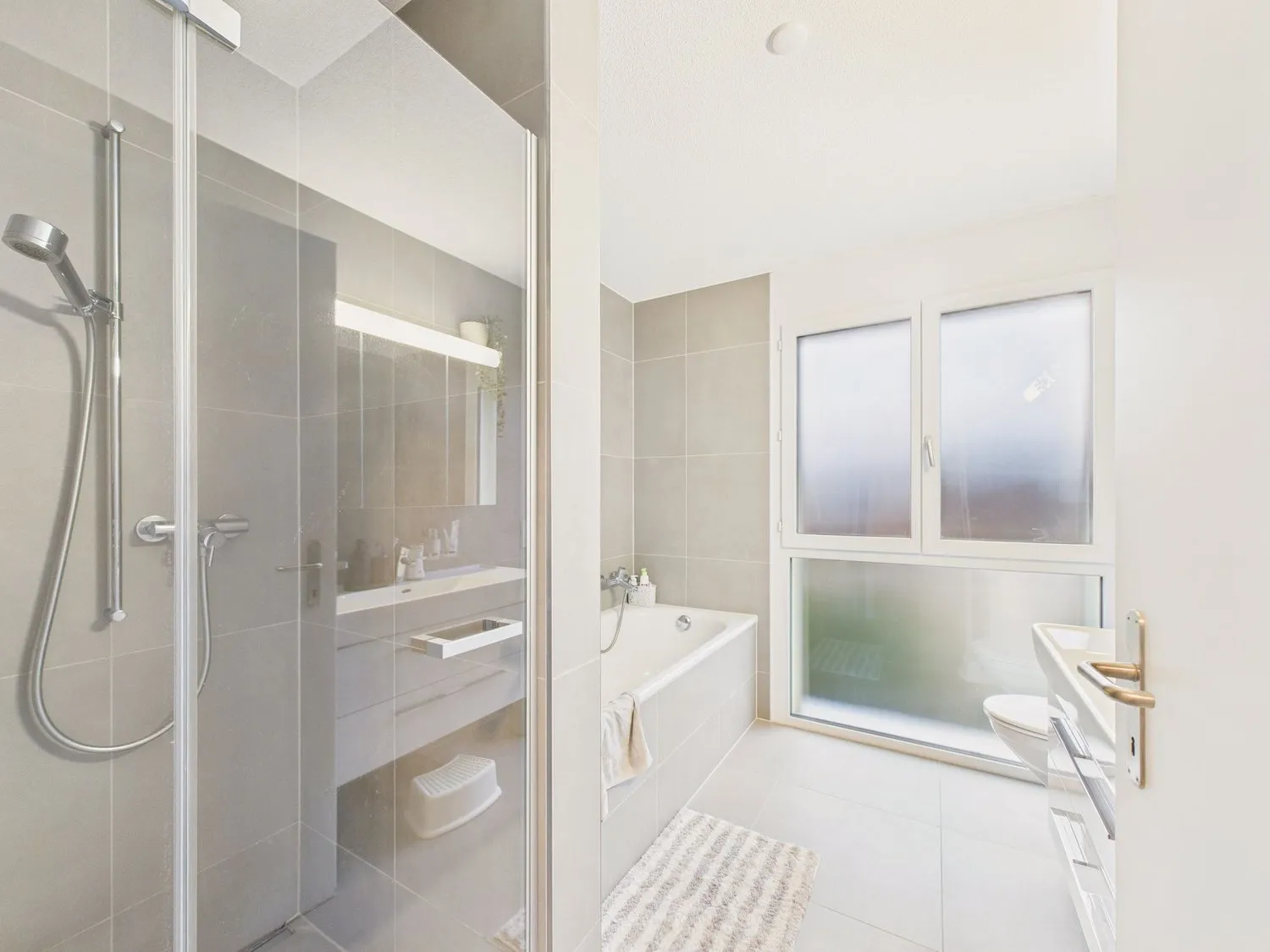 Moderne 3.5-Zimmer-Wohnung mit Balkon, Rüdtligen-Alchenflüh