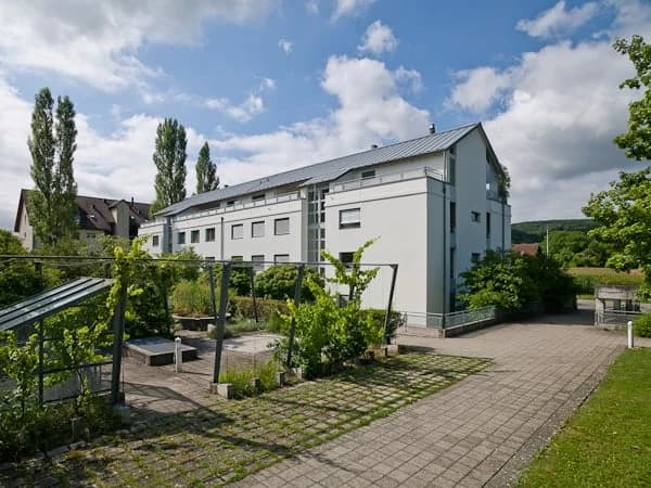 Grosszügige Wohnung ... auch für Alleinstehende!!