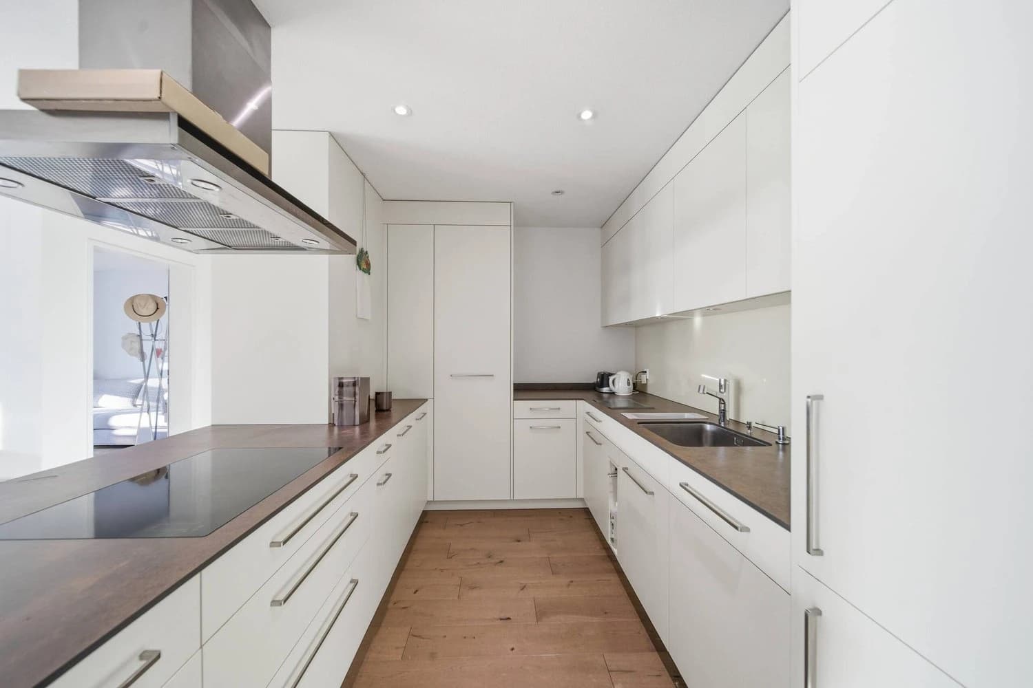 NEUWERTIGE 4.5 ZIMMER EIGENTUMSWOHNUNG MIT WINTERGARTEN