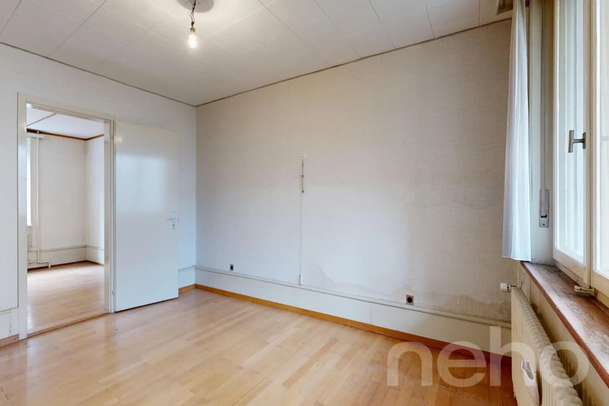 Wohnhaus mit Entwicklungspotenzial an zentraler Lage in Binningen