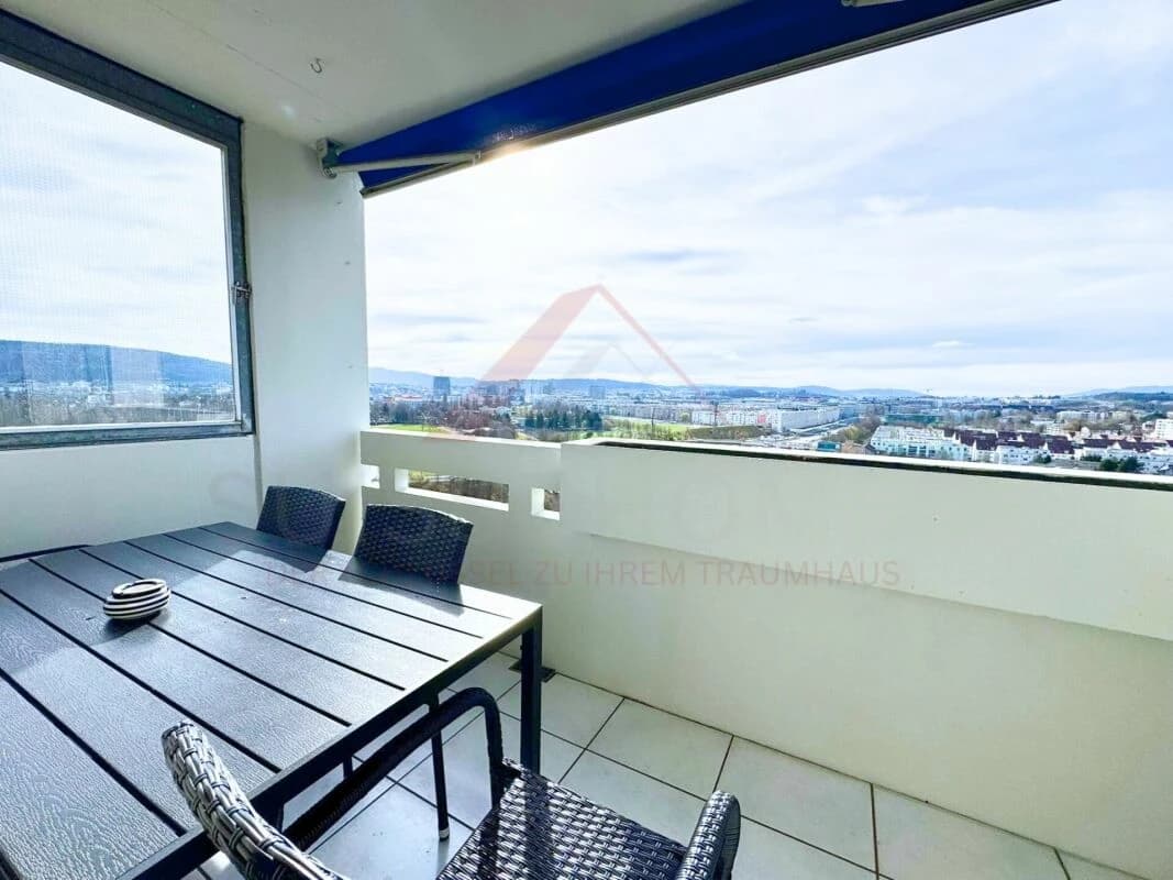 Exklusive 3.5-Zimmer-Wohnung im 15. Obergeschoss mit spektakulärer Weitsicht in 8152 Opfikon