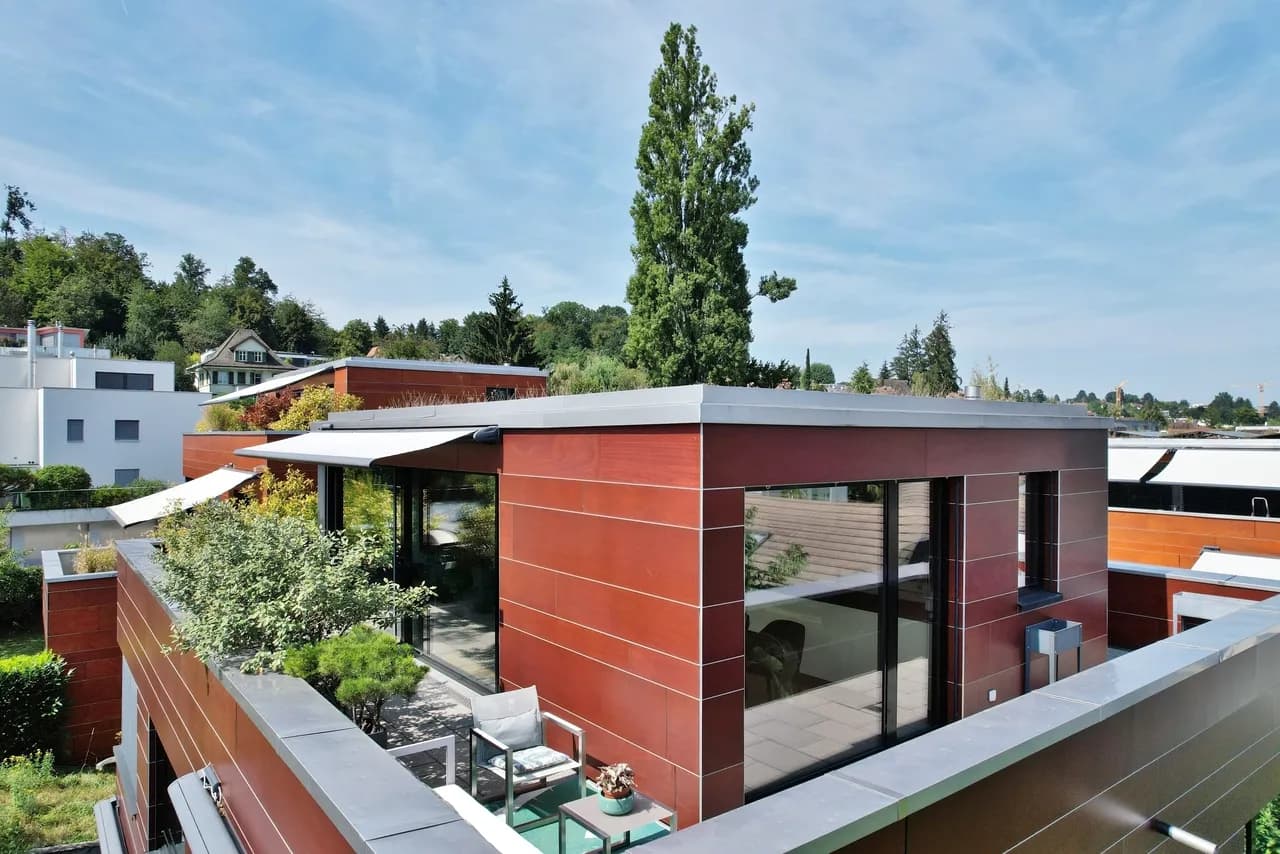 AT THE TOP - ATTIKAWOHNUNG DER SUPERLATIVE