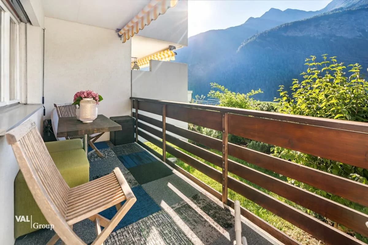 Möbliertes Studio mit Balkon und unverbaubarer Aussicht