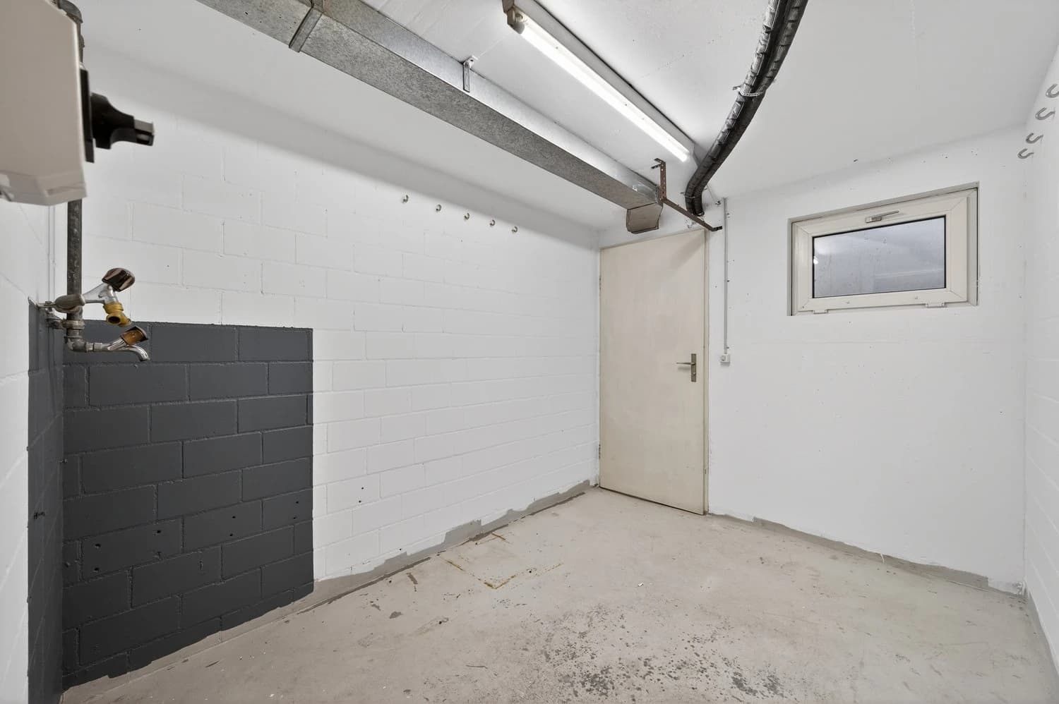 Familienidylle in Reichenburg SZ-ruhig, zentral und mit Bergblick