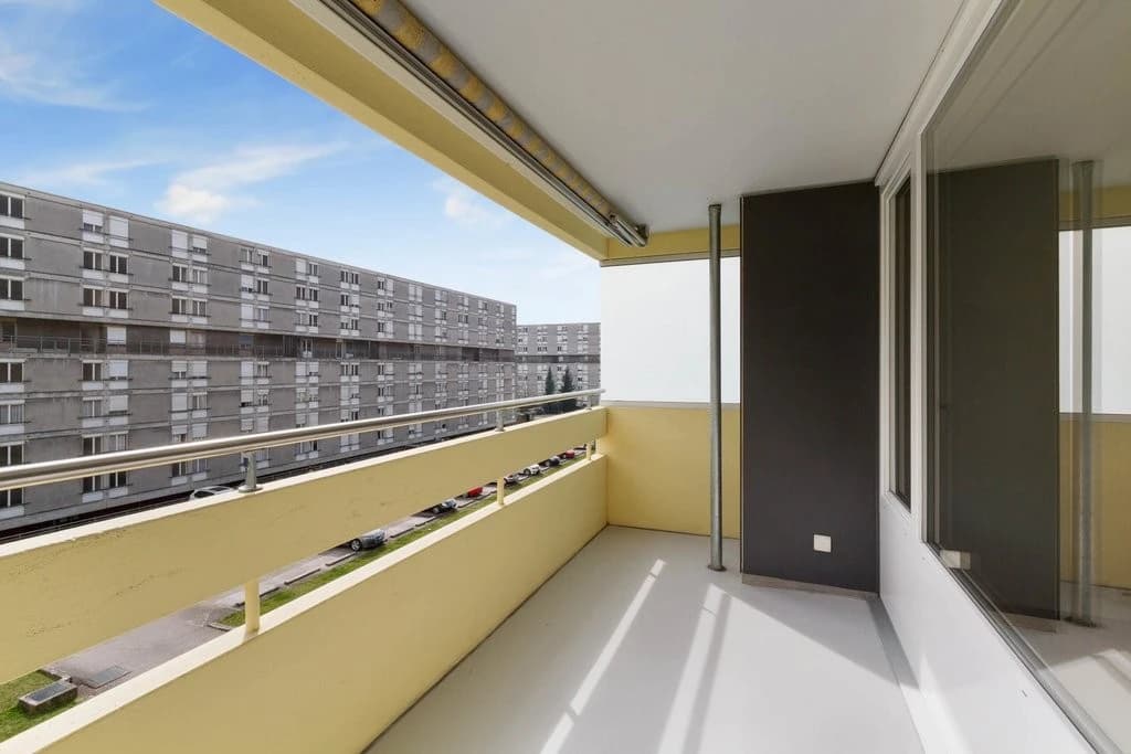 Grosse Familienwohnung mit etlichen Spielmöglichkeiten!