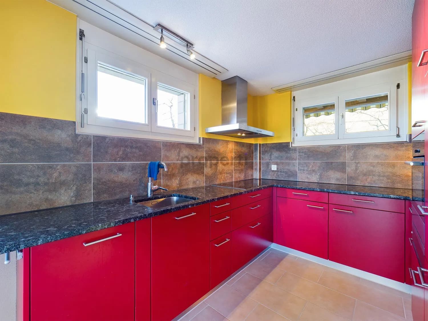 Modernes 4.5-Zimmer-Reihenhaus mit Balkon, Dürrenroth