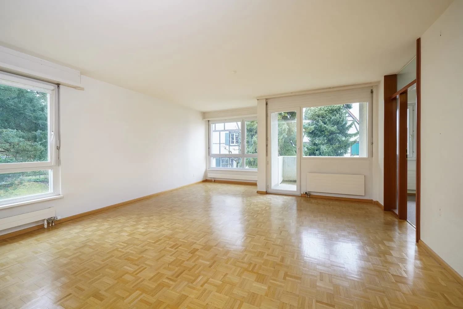 Helle 4.5-Zimmer-Wohnung - 100 m² zum Wohlfühlen