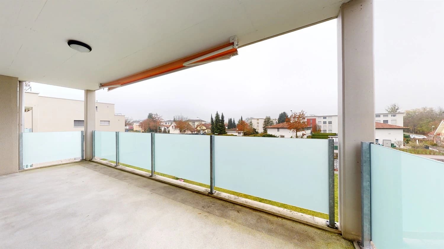 Exklusivität - Waschturm in der Wohnung.