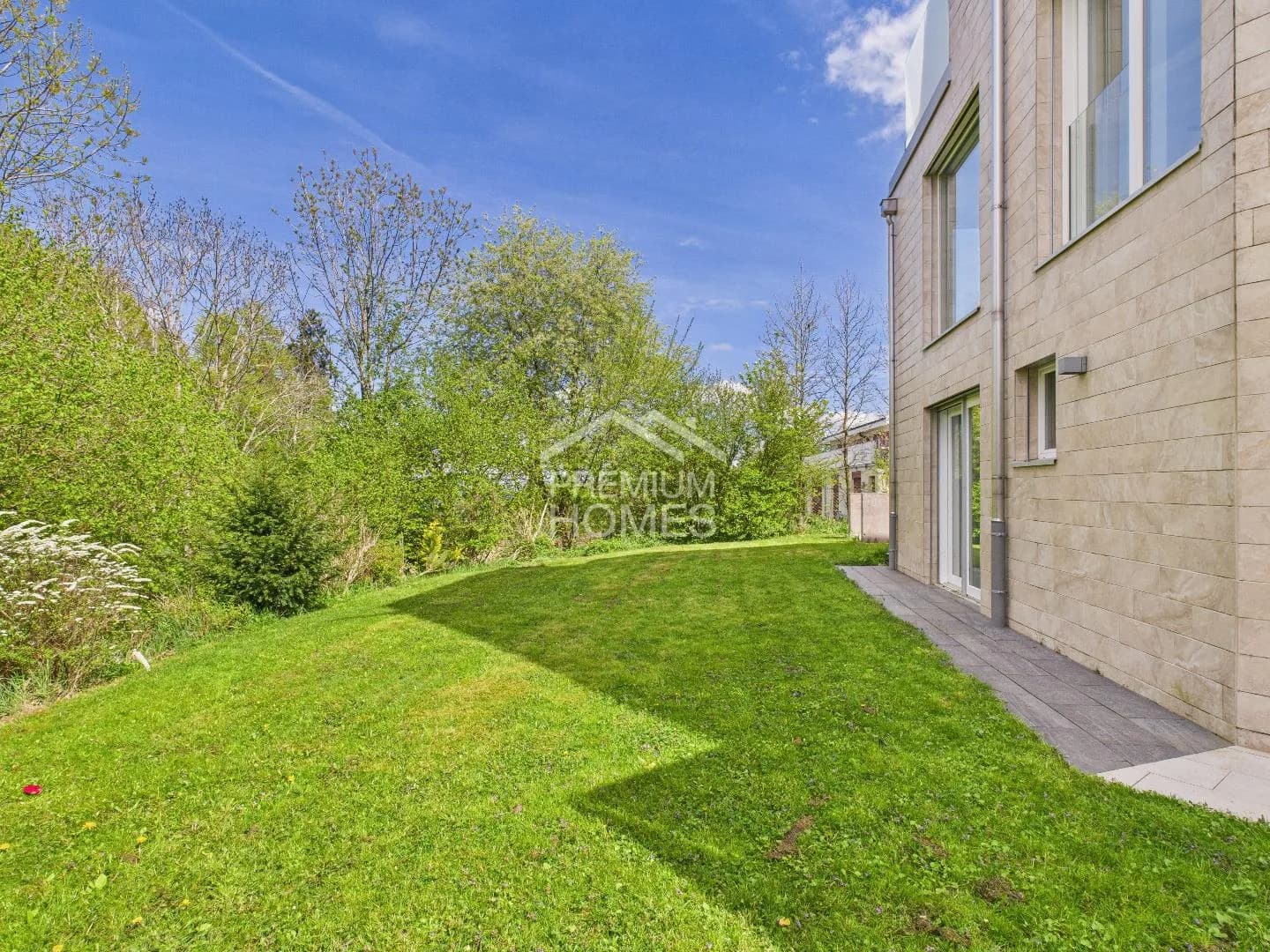 Hochwertige Wohnfühloase zum Verlieben