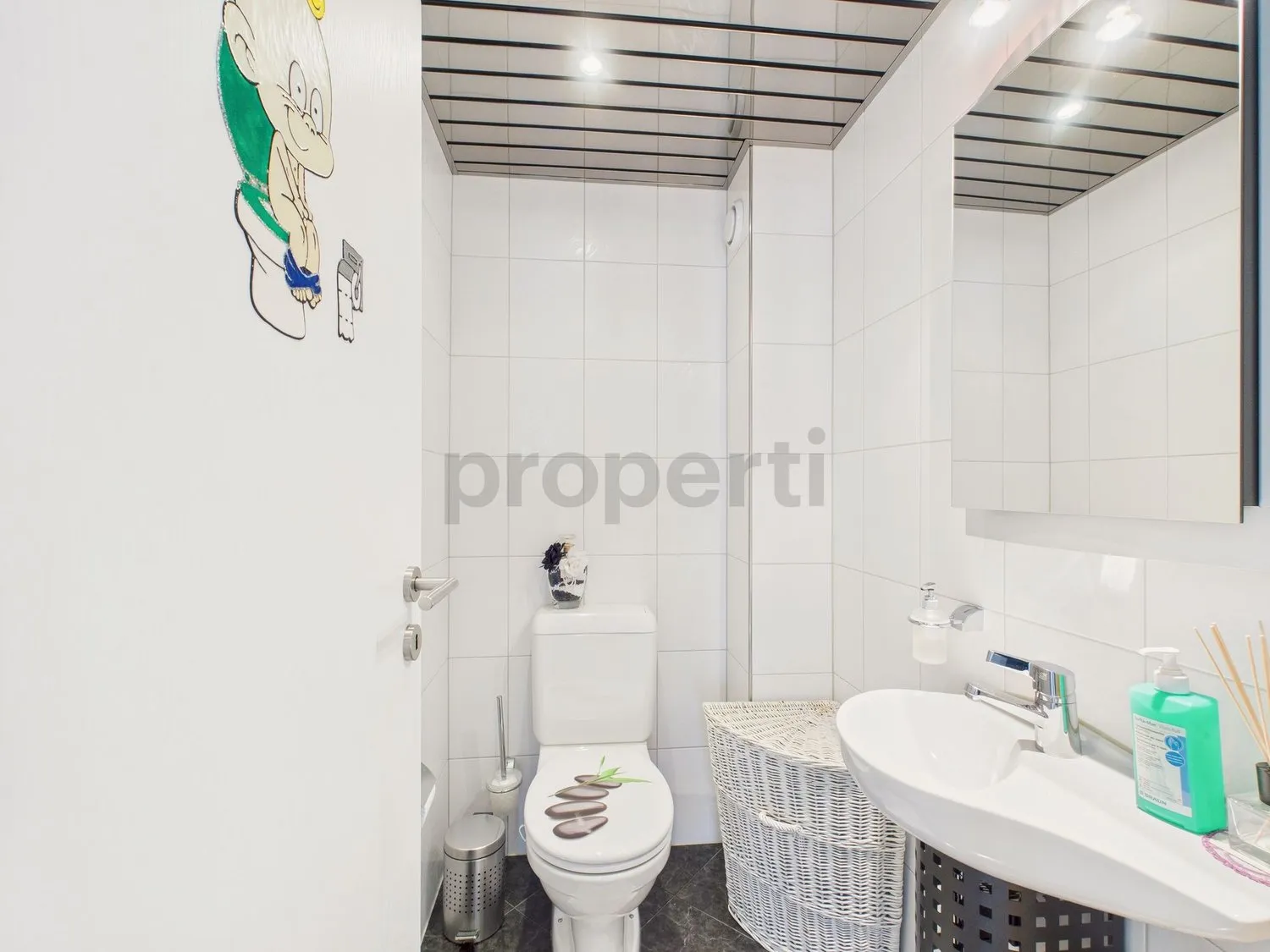 Sonnige 4.5-Zimmer-Wohnung an zentraler Lage in Schwyz mit Mythenblick