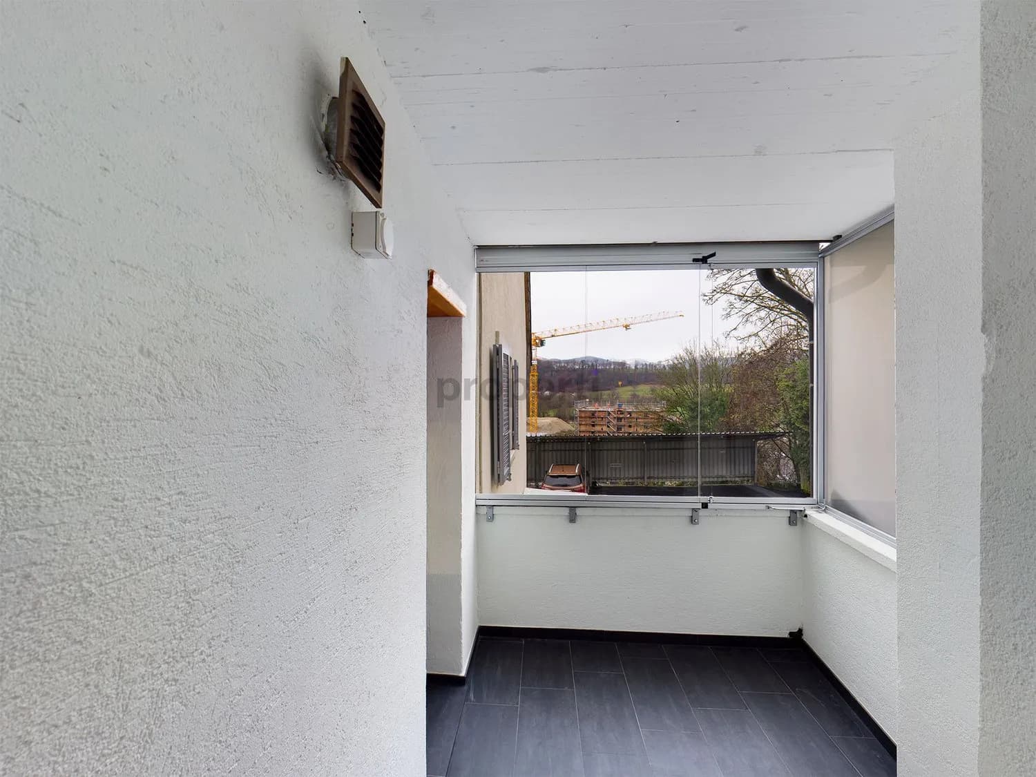 Helle 4.5-Zimmer-Wohnung mit Balkon in Zwingen