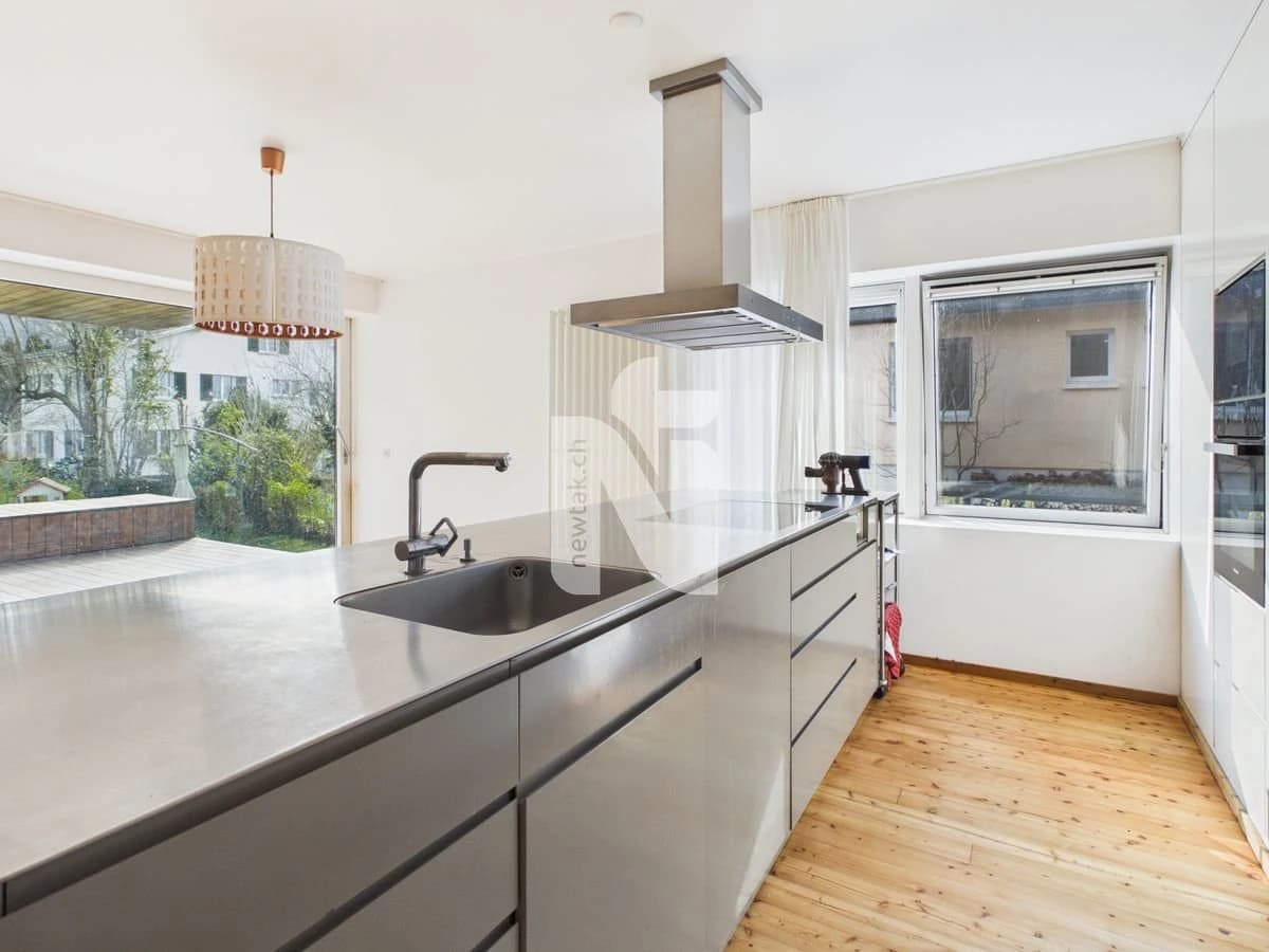 Ruhig, familienfreundlich, modern mit Garten und einzigartigem Design