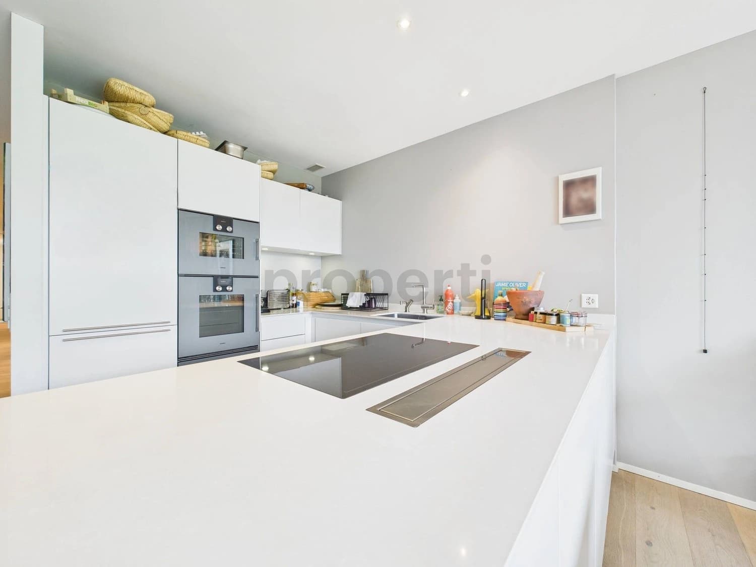 High-End-Ausstattung und sonniges Wohnungserlebnis im Metropolitan