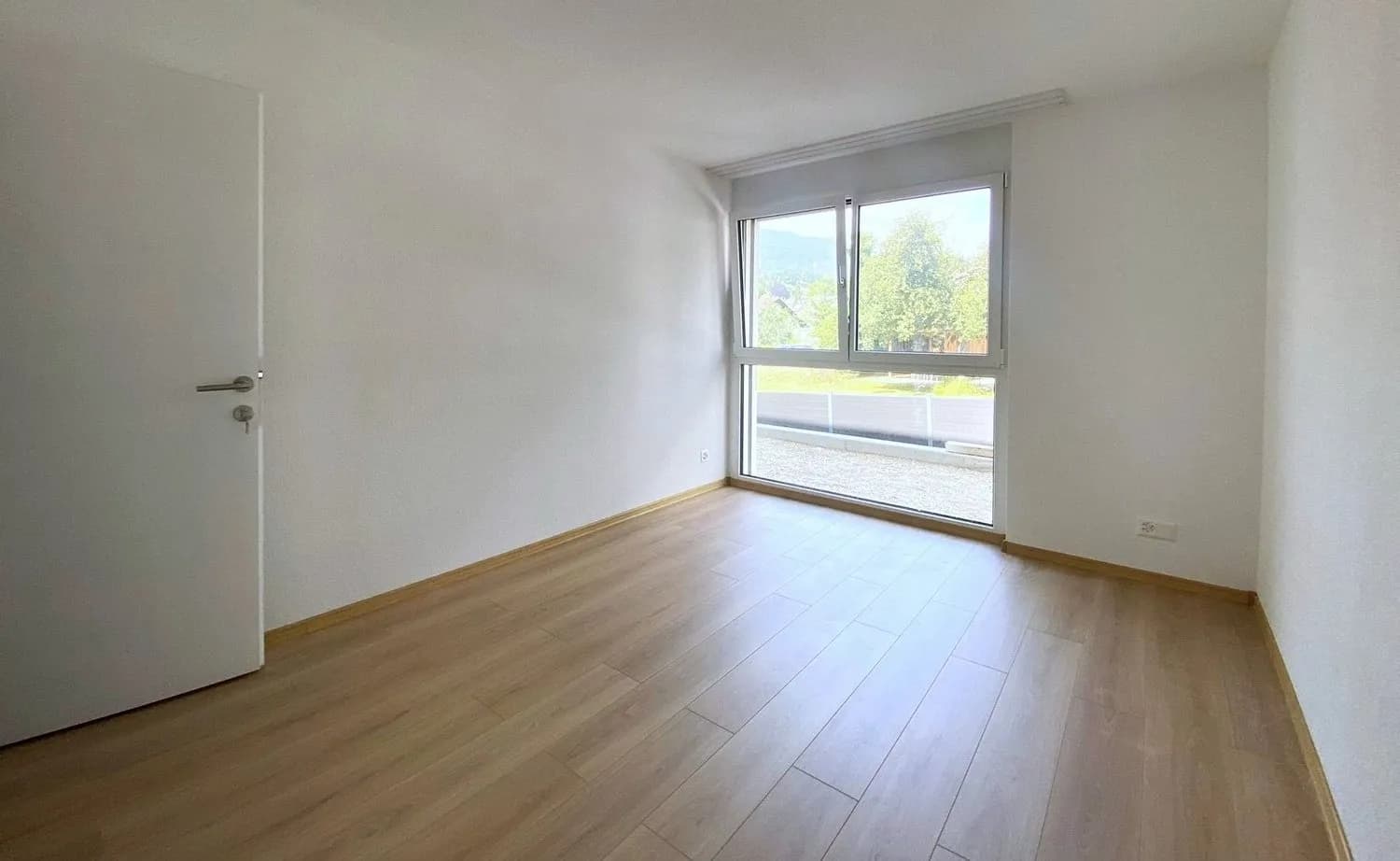 MFH in top Zustand mit 6 Einheiten und 4.84% Rendite