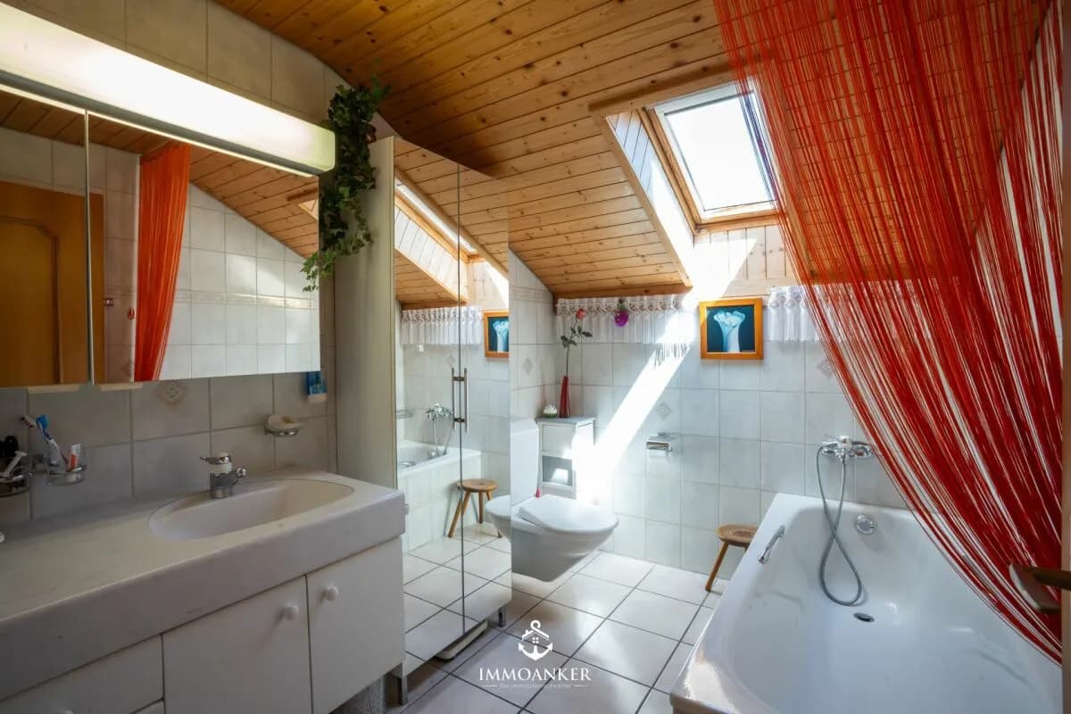 Charmantes Zuhause in Busswil mit vielseitigem Nutzungspotenzial in Seenähe