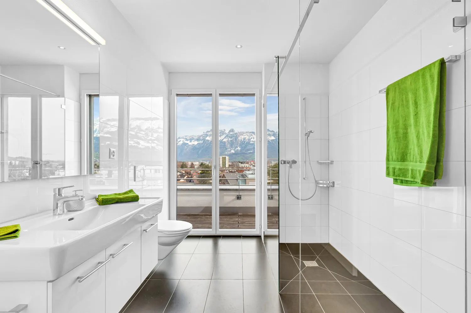 Hochwertige Wohnung mit grosszügiger Terrasse