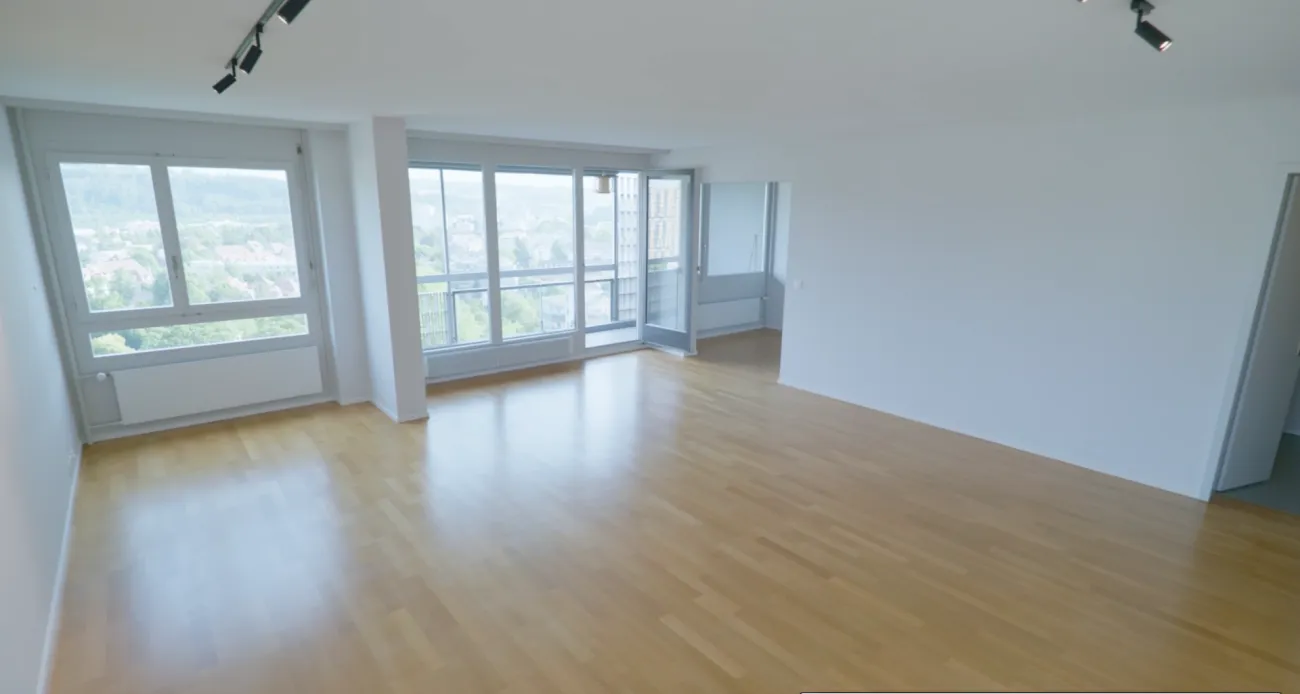 Stilvolle 3.5-Zimmer-Wohnung im 19. Obergeschoss in Bern-Bümpliz mit Panoramaterrasse und Alpenblick