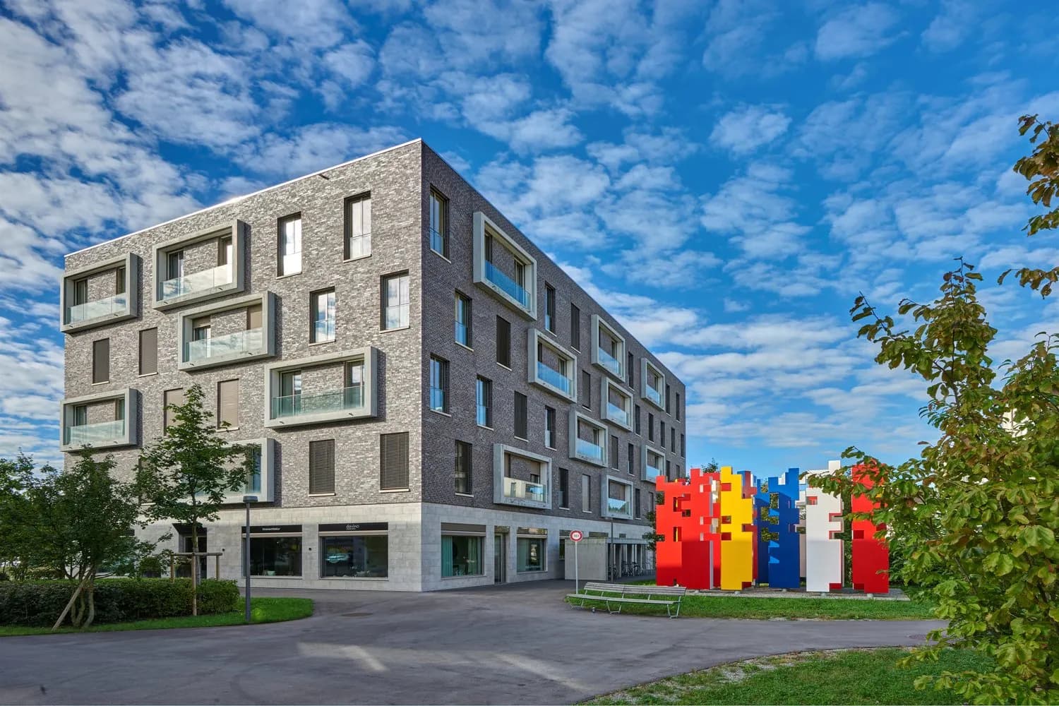 Trendige und lichtdurchflutete Wohnung