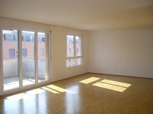 Grosszügige 2.5-Zimmer-Wohnung!