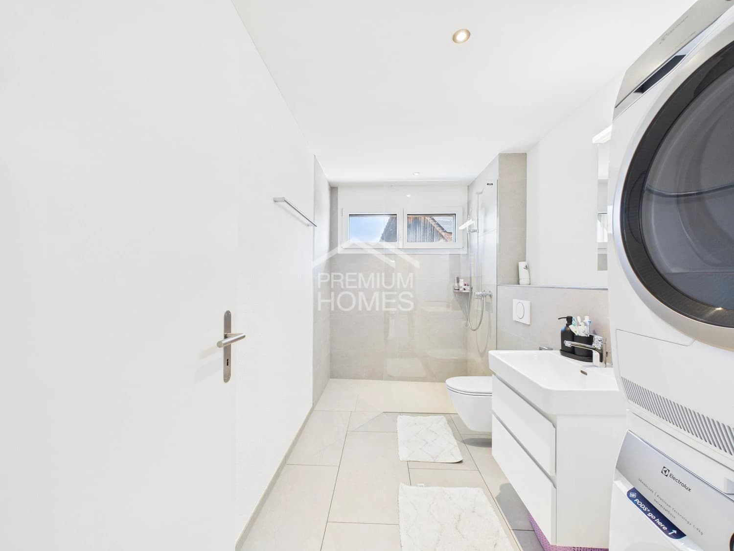 Quadratisch, Praktisch, Gut! - Gartenwohnung im Dorfzentrum!