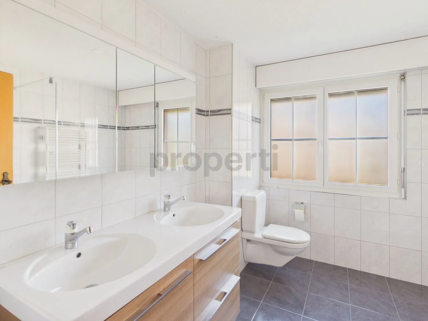 Elegante 4.5-Zimmer-Wohnung mit Balkon in ruhiger Lage in Lüchingen (SG)