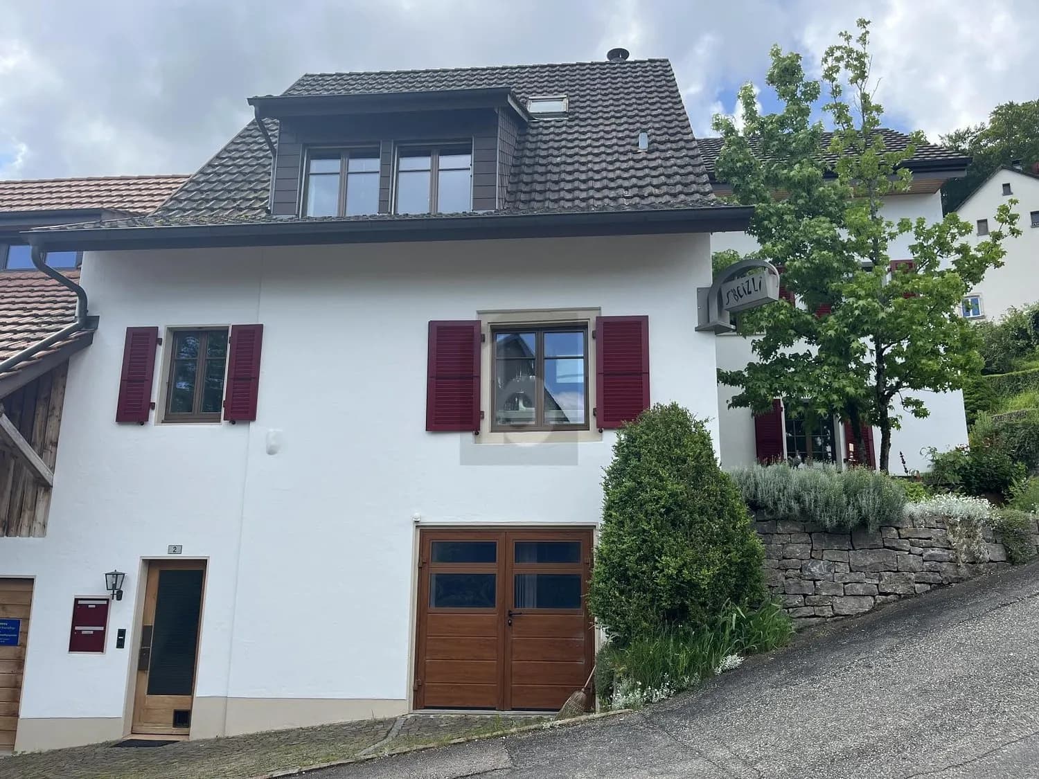 VIELSEITIGES UMBAUPOTENZIAL MIT GROSSER FLÄCHE