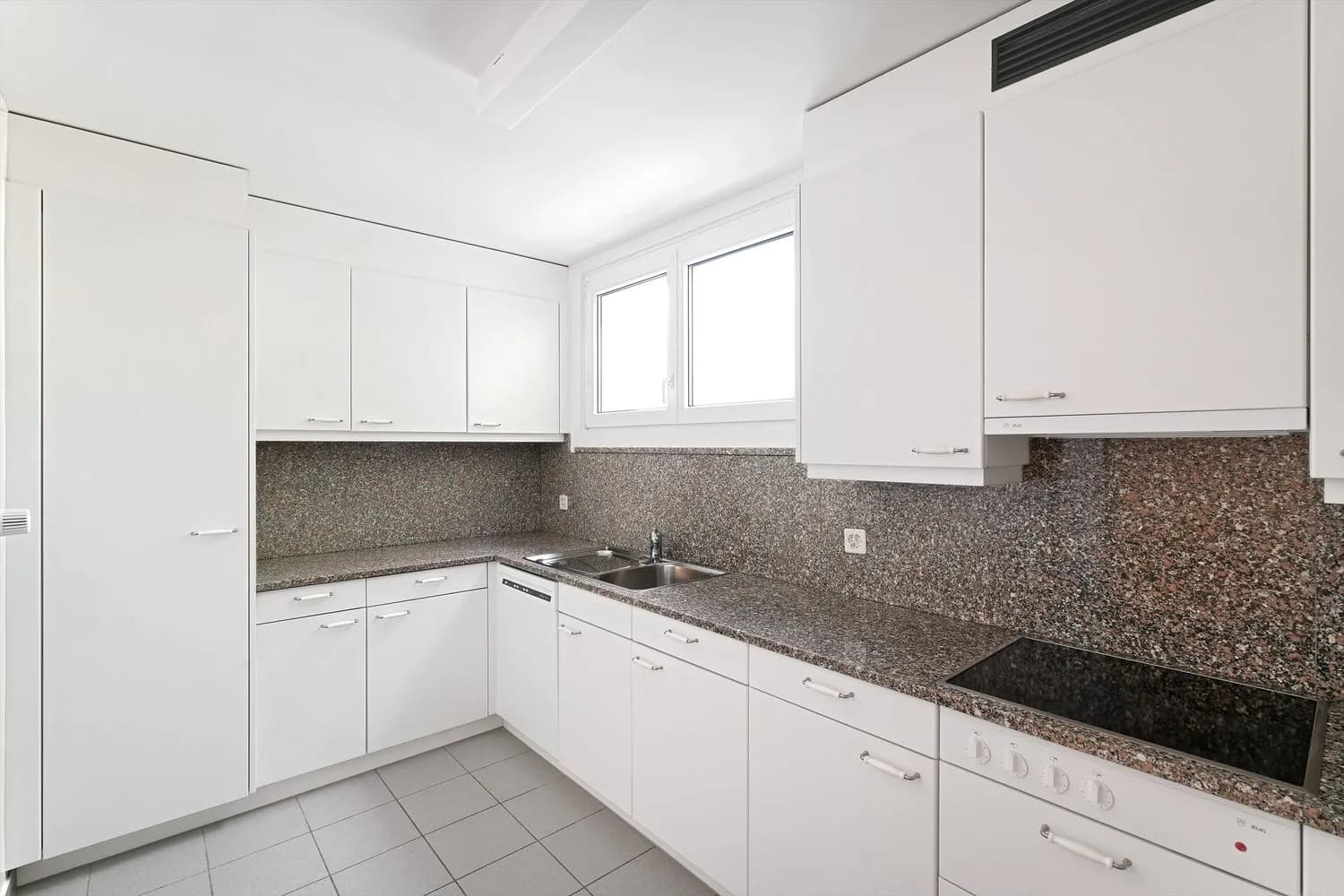 6-Zimmer-Maisonette-Attikawohnung