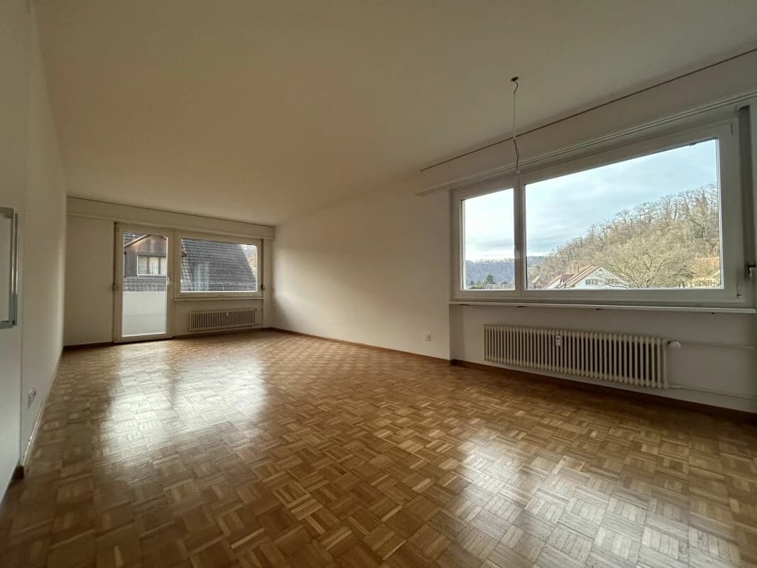 Ueken / 3.5 Zimmer Wohnung 1. OG rechts