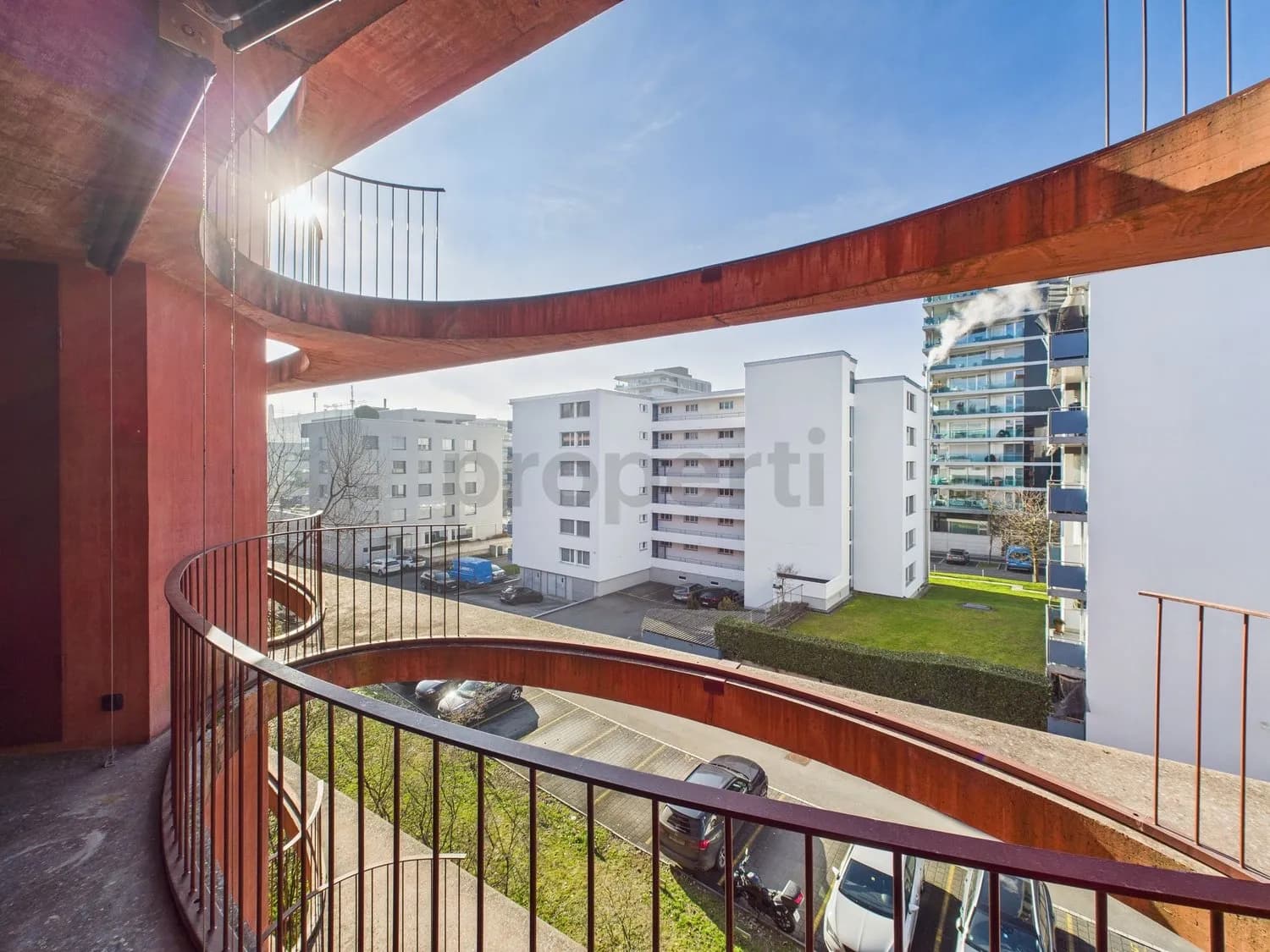 Moderne 3.5-Zimmer-Wohnung mit Balkon in Zug