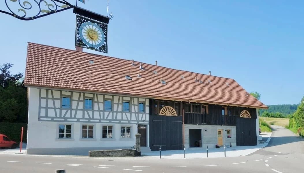 3.5 Zimmer Haus angebaut, Lift, Top Ausbau