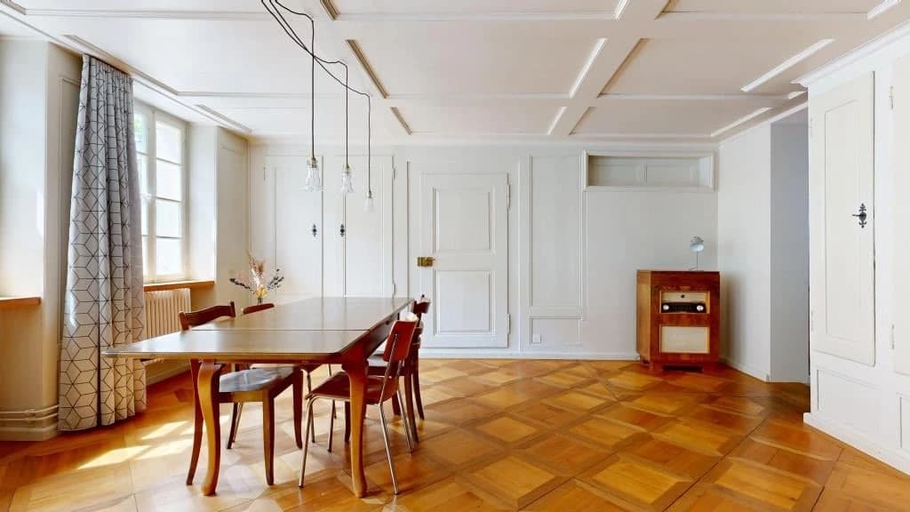 Gschichtsträchtigi Muure mit modernem Inneläbe ir Burgdorfer Autstadt