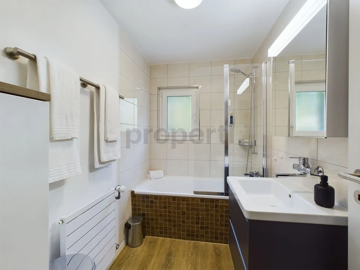 Wunderbare Aussicht in der Nähe vom schönen Walensee (inkl. aller NK/Strom/Internet)