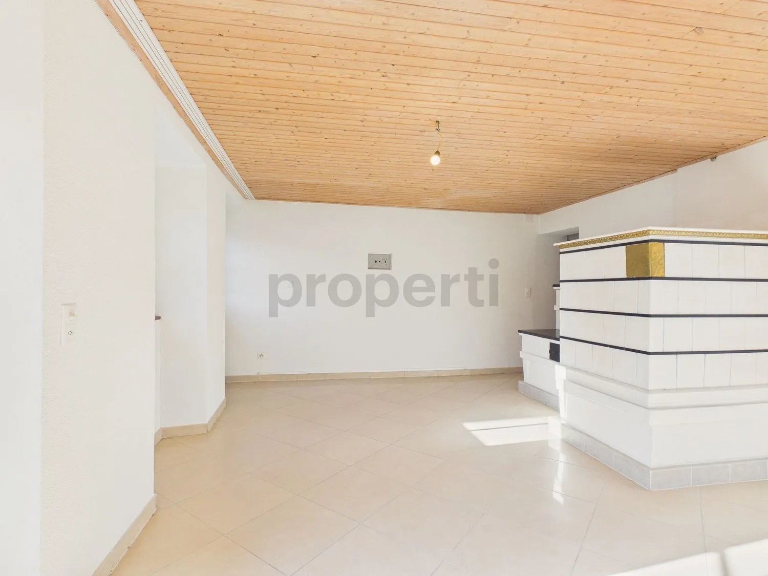 4-Zimmer-Bauernhaus mit Nähe zu Schulen und ÖV, Wegenstetten