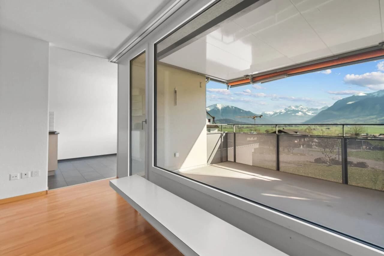 Attraktive 5.5-Zimmer-Wohnung mit wunderschönem Blick ins Grüne