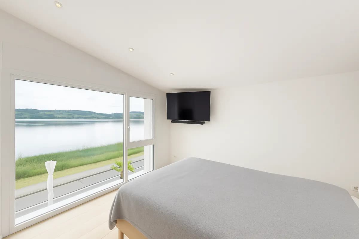 Wohn- und Geschäftshaus: Charmantes Zuhause mit Panoramablick über den Sempachersee