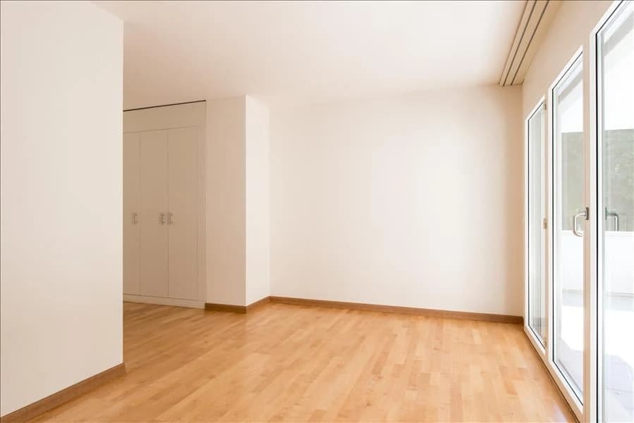 Magnificent duplex penthouse with view over the lake and large terraces