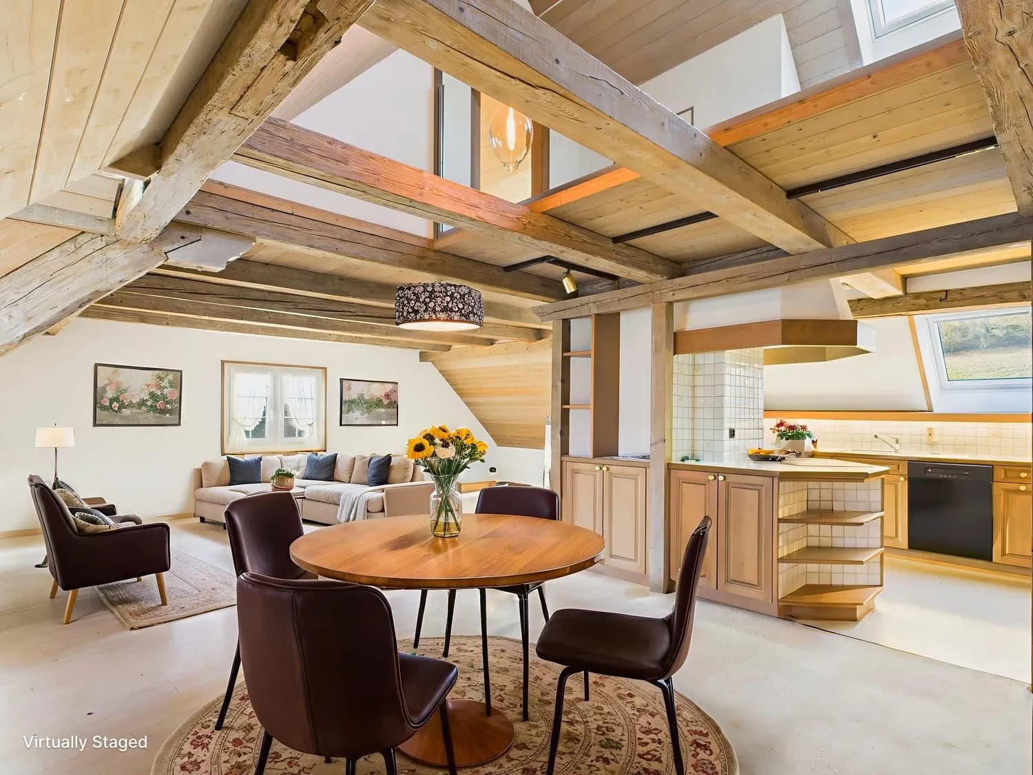 Einzigartige 5.5-Zimmer Dachwohnung