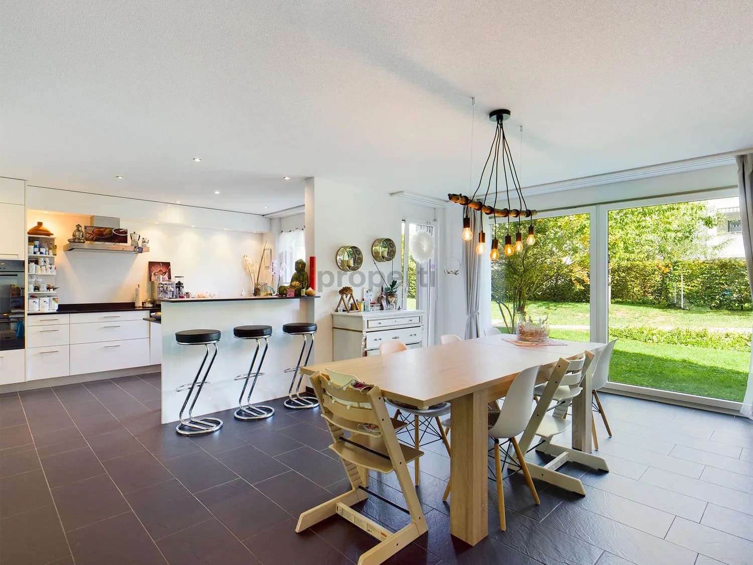 Grosszügige 4.5-Zimmer-Gartenwohnung in Schaffhausen