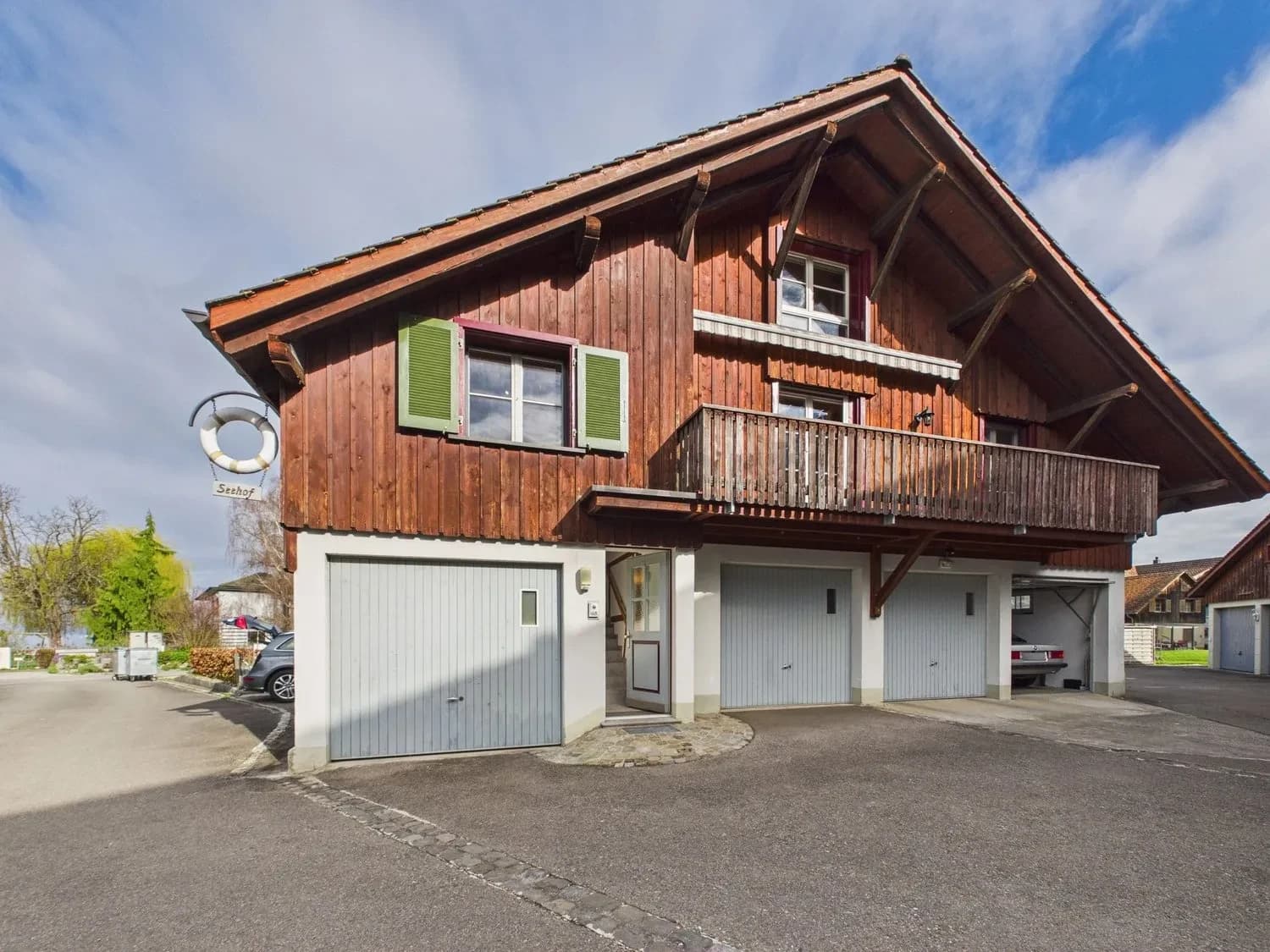 Geräumige 4.5-Zimmer-Wohnung mit Balkon, Ermatingen