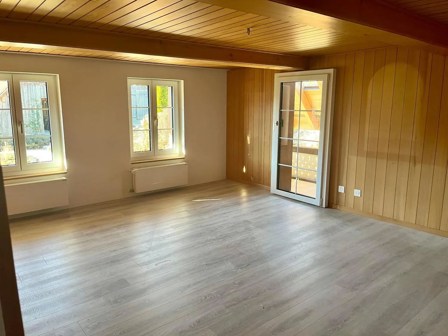 Moderne 6.5-Zimmer Wohnung in Rohrbachgraben