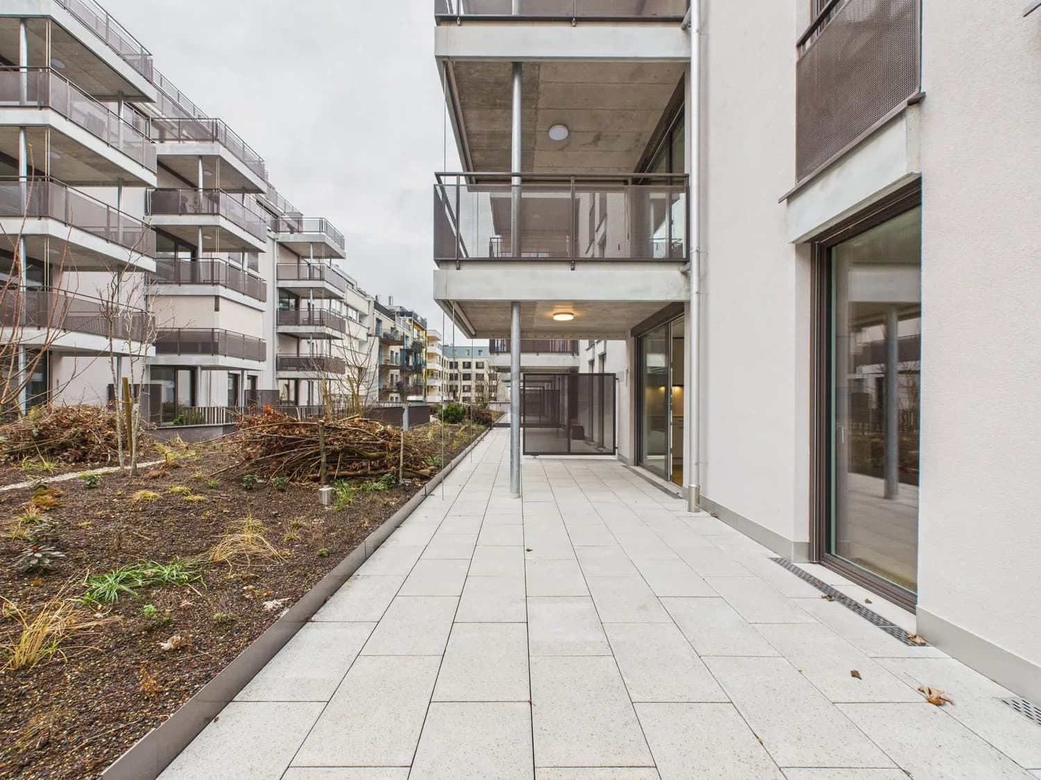 Moderne 3.5-Zimmer-Wohnung mit Balkon, Basel