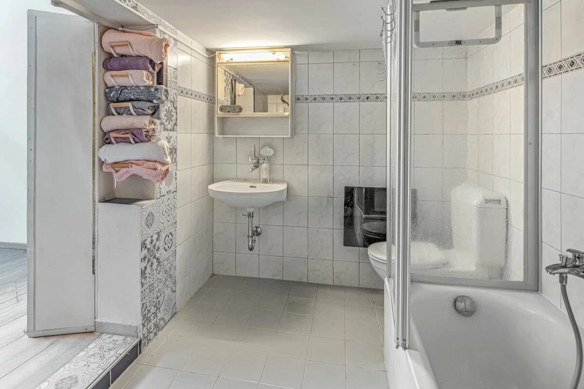 EINFAMILIENHAUS MIT POTENZIAL