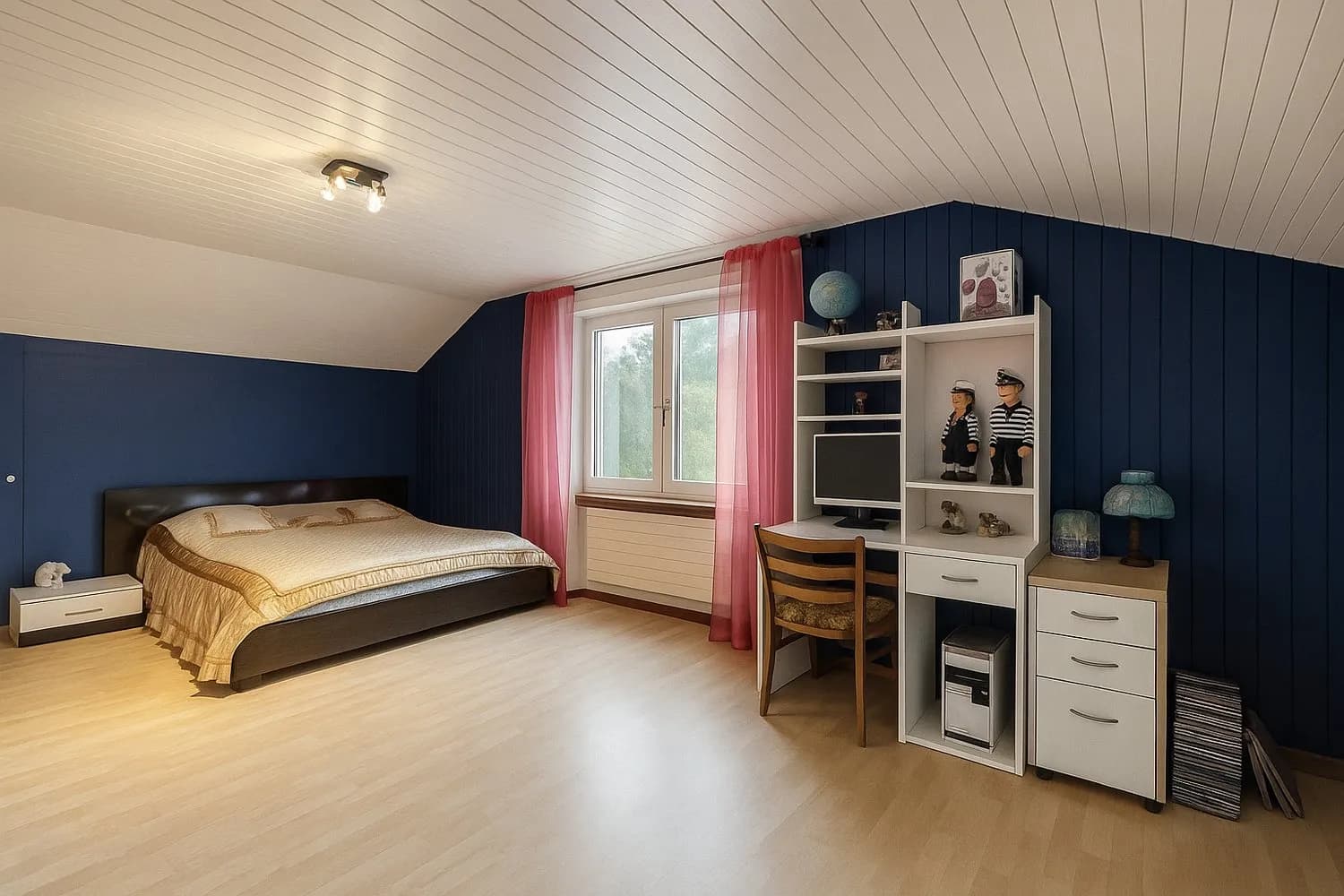 Attraktives 7.5 Einfamilienhaus mit grossem Grundstück mit Neubaupotential