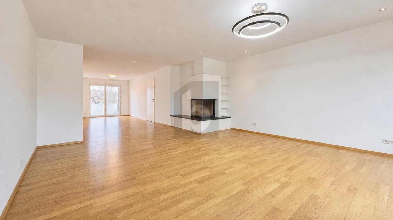 RUHIG, SONNIG UND ZENTRAL