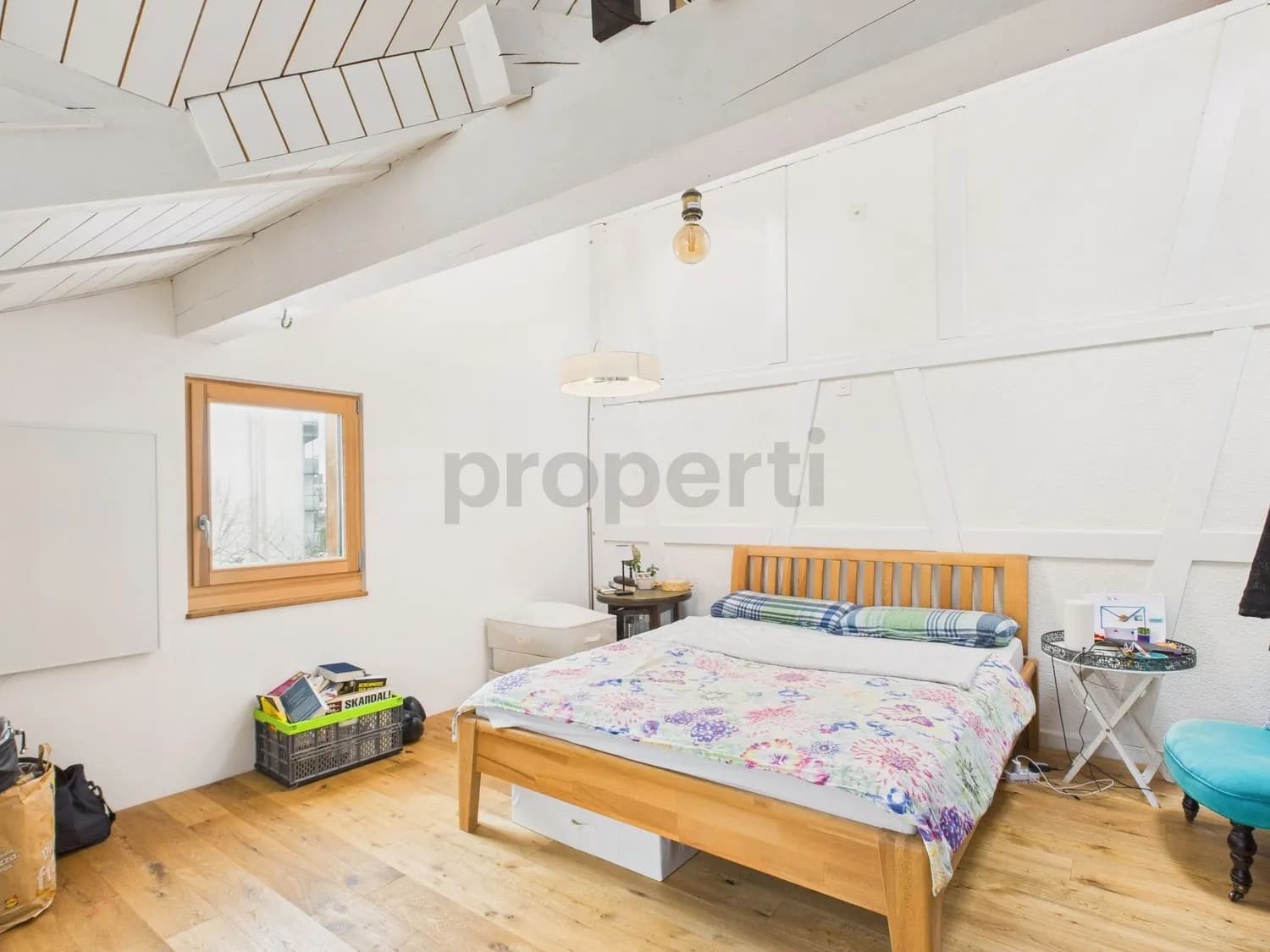 Neu renoviertes 5-Zimmer-Eckhaus mit Garten in Wetzikon