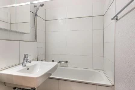 Wunderschöne Altbauwohnung im Herzen Oerlikons