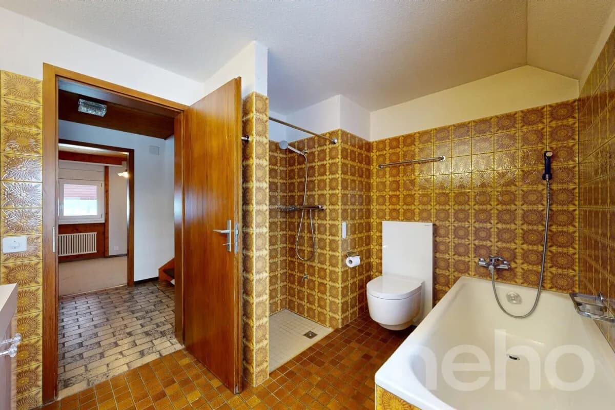 Grosszügiges 4.5-Zimmer-Doppeleinfamilienhaus