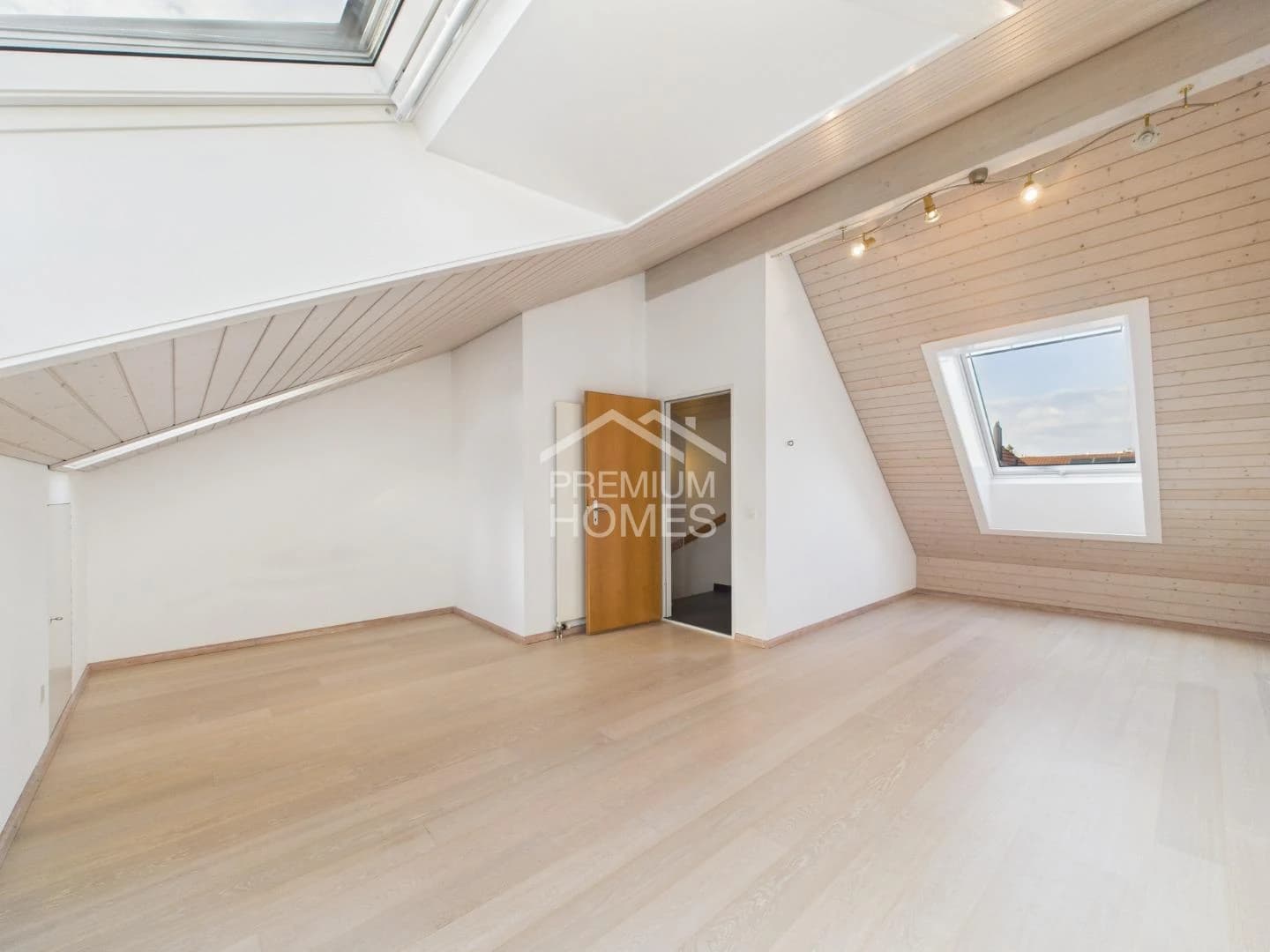 Familienidylle im Grünen, Stadtnah wohnen, Natur geniessen