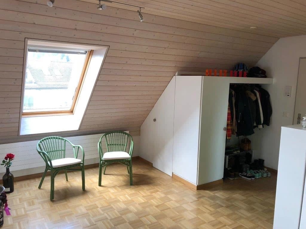 Dachwohnung mit viel Charme